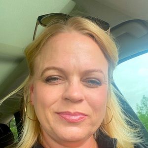 Meet your Posher, Mandy